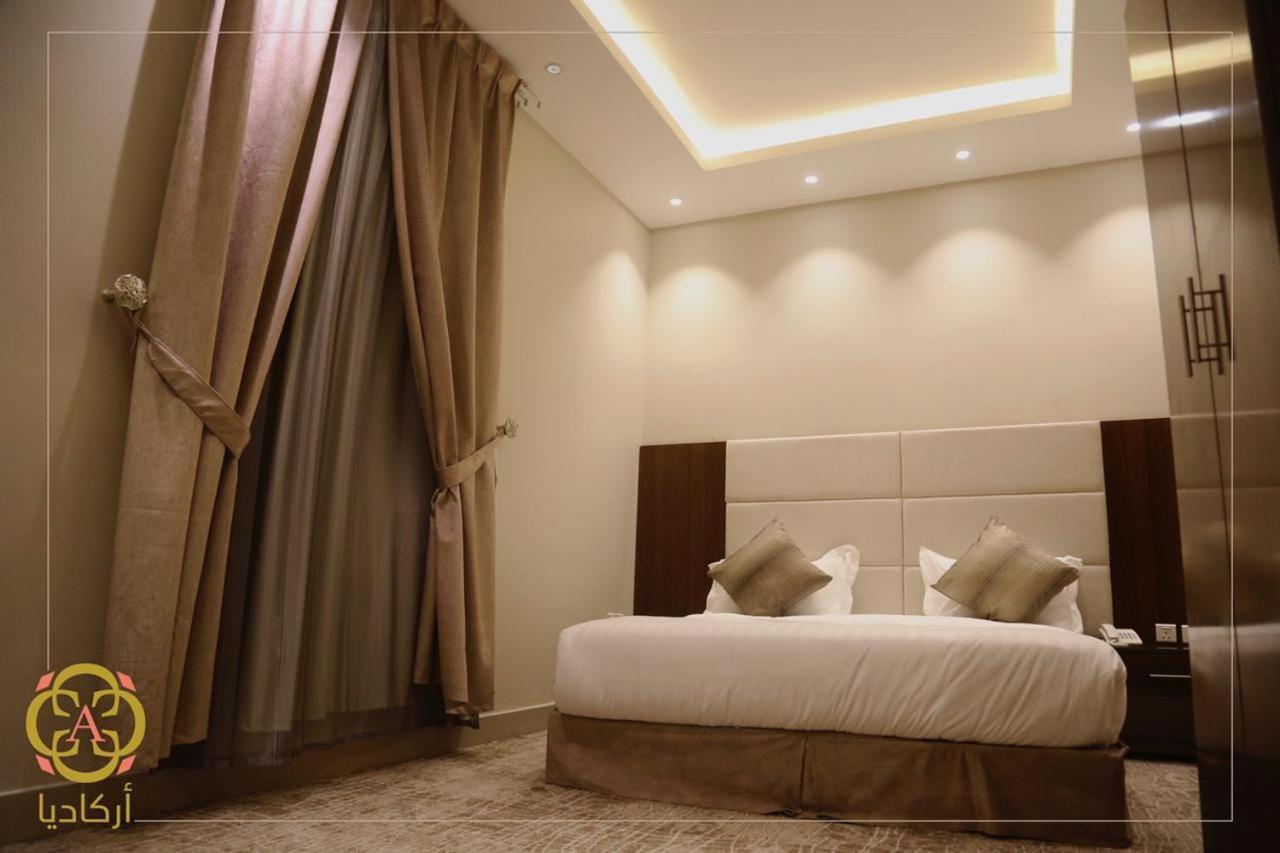 Arcadia Hotel Suites Yarmouk ริยาดห์ ภายนอก รูปภาพ